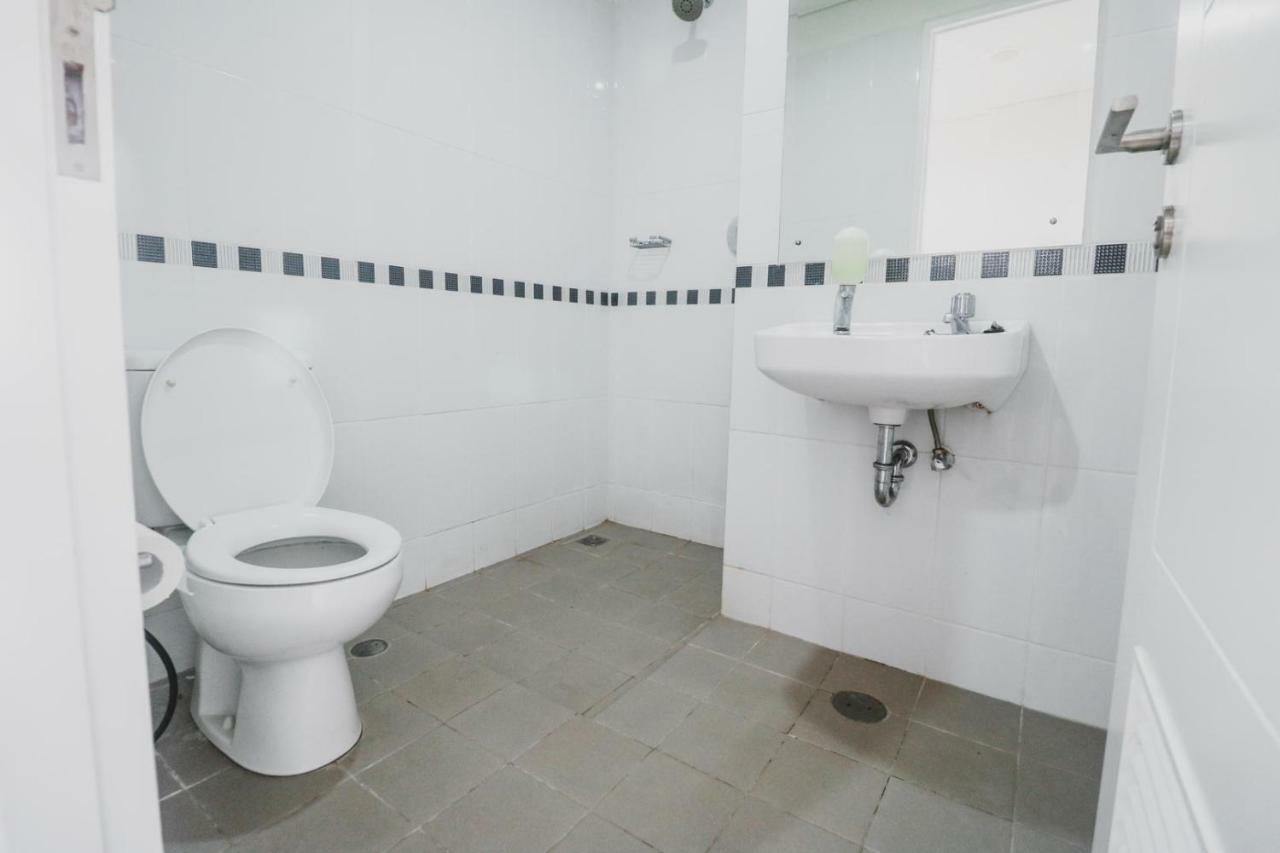 Reddoorz Apartment Near Summarecon Mall Serpong Tangerang Exteriér fotografie